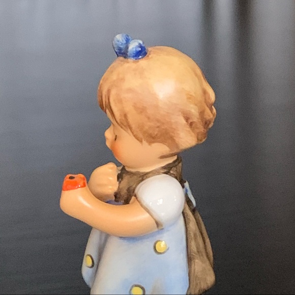 Love Petals - Hummel Figurine #804 TMK8 - Picture 6 of 13